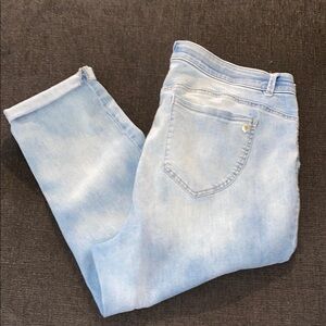 Democracy “Ab” Technology Light Blue Denim Cropped Jeans Size 20W